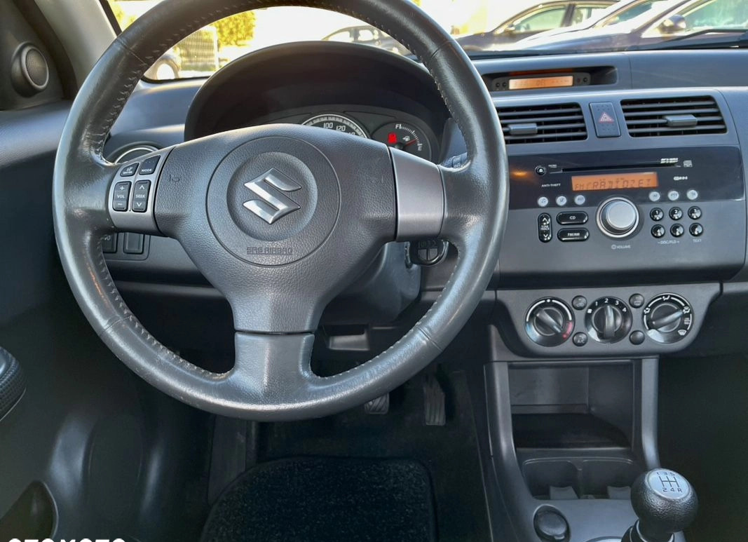 Suzuki Swift cena 12900 przebieg: 199000, rok produkcji 2007 z Szczecin małe 529